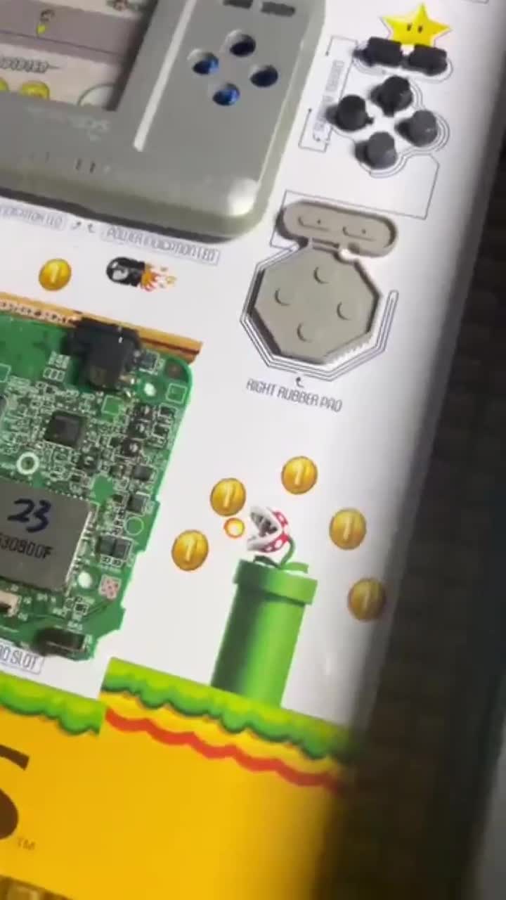 ニンテンドーDS分解アートプリント：レトロゲーマーデコレーション