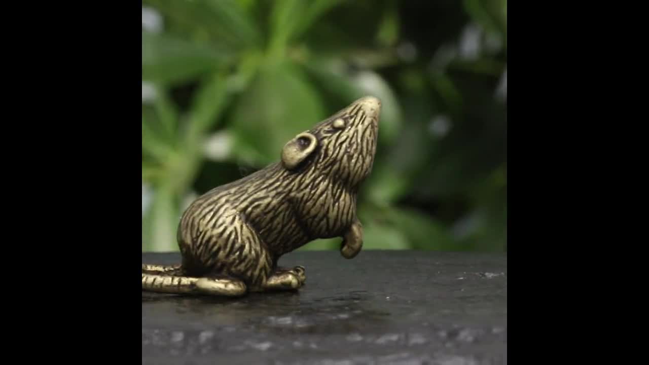 ミニ真鍮製ネズミ置物 – ヴィンテージ風水インテリア - Etsy 日本
