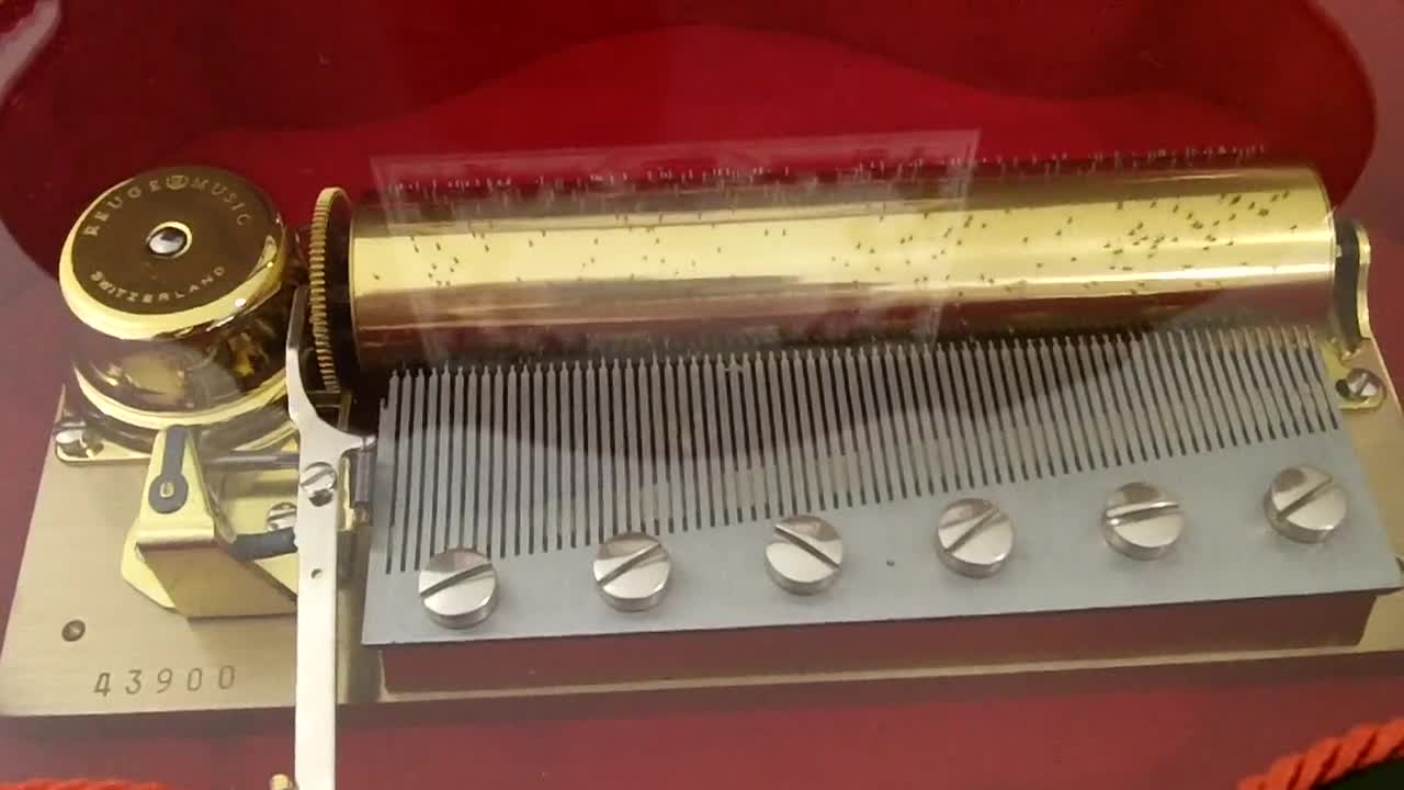 Vintage Swiss Reuge Music Box W.A. Mozart CH 3/72 (watch the Video