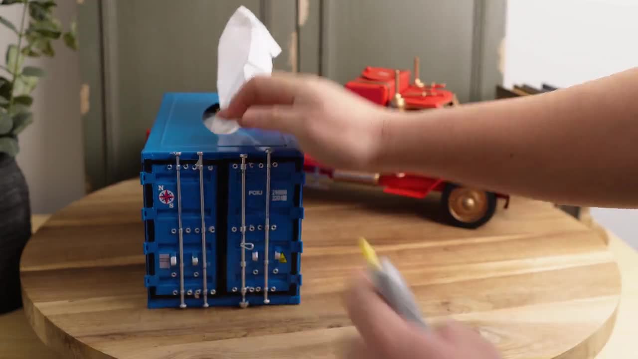 Handmade Metal Truck Container Tissue Box: Collectible Home Decor