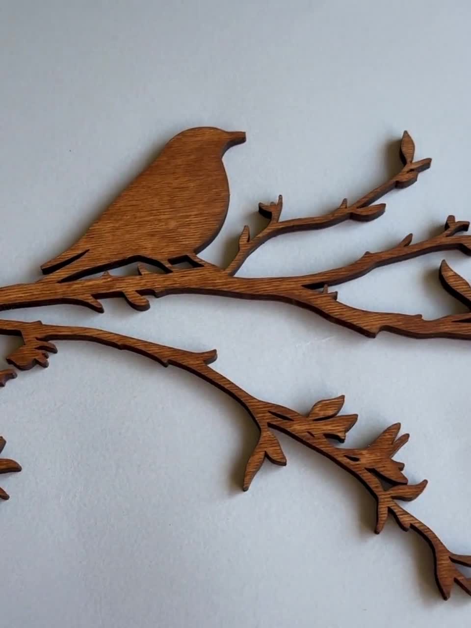 枝にとまる素朴な木製の鳥 – ミニマルな壁飾り - Etsy 日本