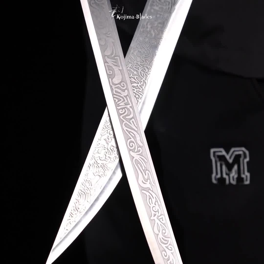 Lady Maria's Rakuyo Life-size Replica, Bloodborn Weapon - Hand