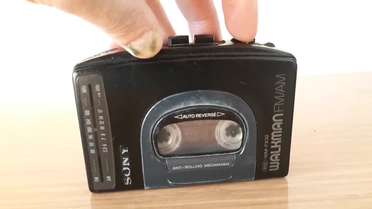 ビンテージ ソニー ウォークマン カセットプレーヤー WM FX32 - 動作