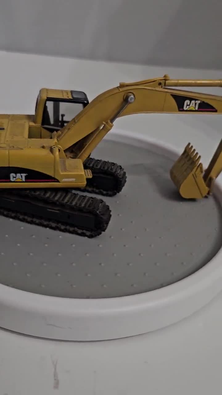 ANTIQUE CAT CATERPILLAR 320C Rega Die Cast Excavator 1/40 Scale