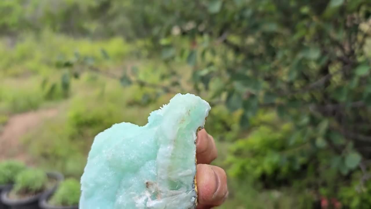 中国産青緑色アラゴナイト - 形而上学的・鉱物標本 #4864 - Etsy 日本