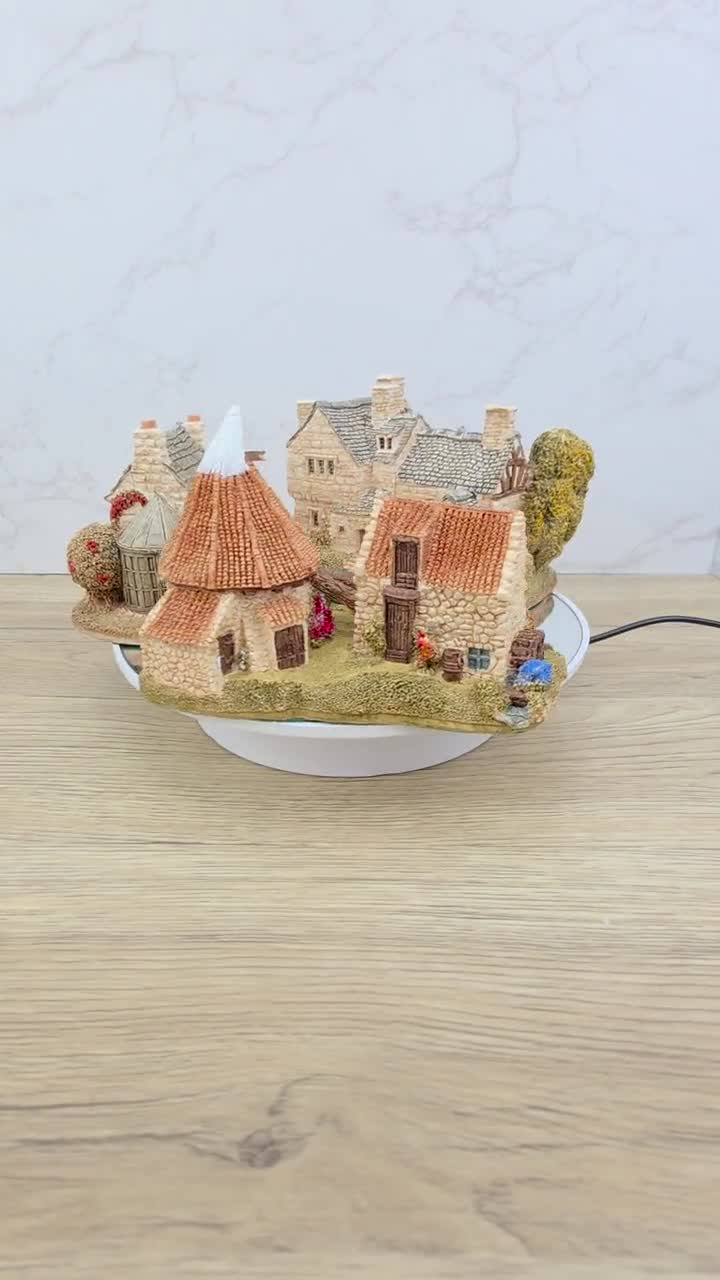 Lilliput Lane Preston Mill Figurine | Miniature British Landmark