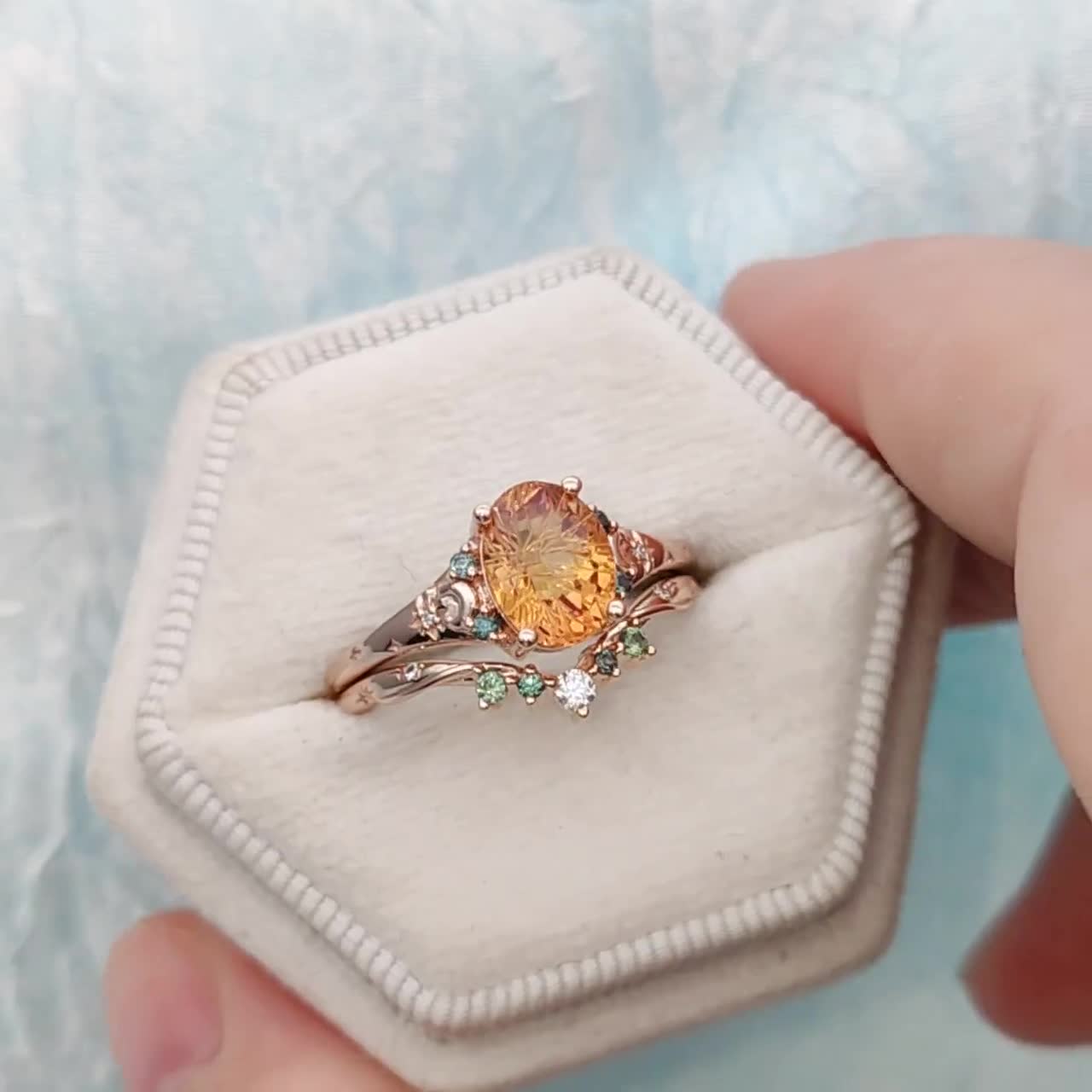 ファンタジーサンレイカットオレンジサファイア婚約指輪セットローズ