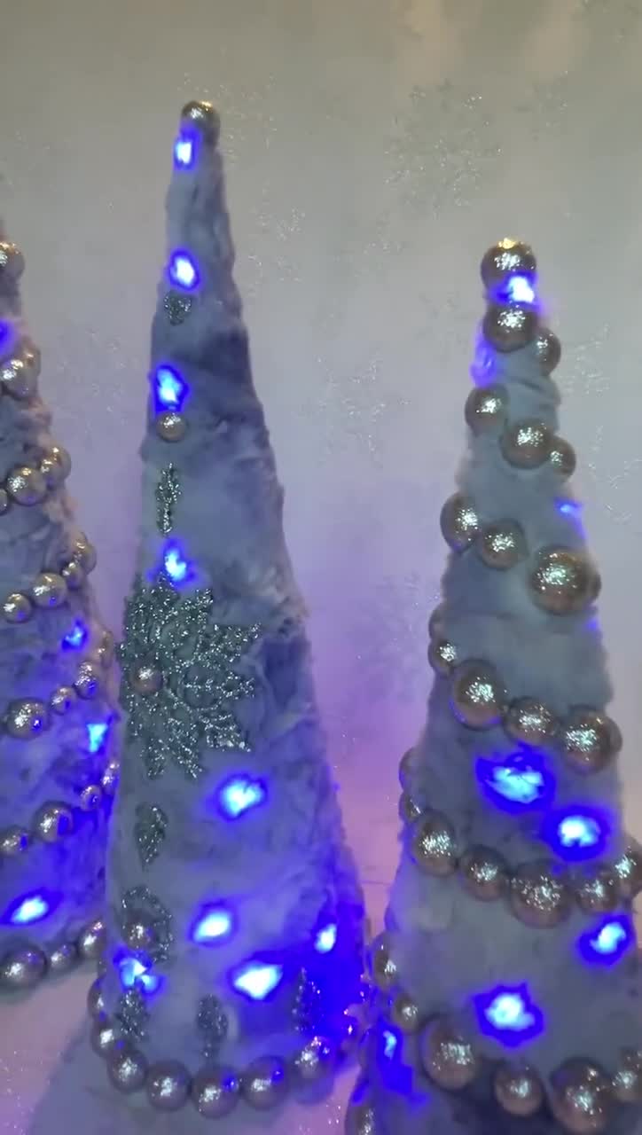 LED クリスマス コーン ツリー、ブルー フェイク コーン ツリー、LED