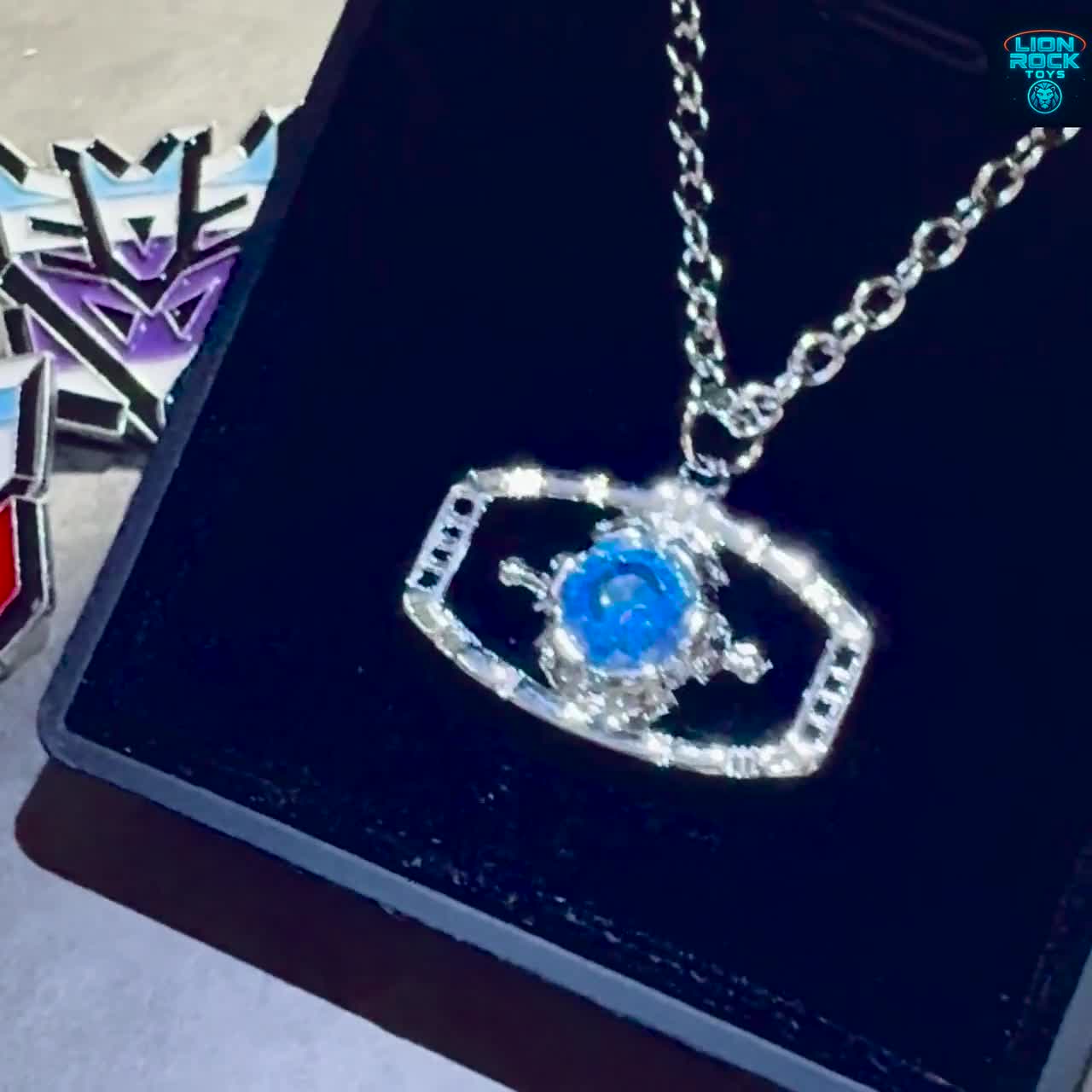 Sci-fi Matrix of Leadership Necklace, Cyberpunk Cosplay Pendant