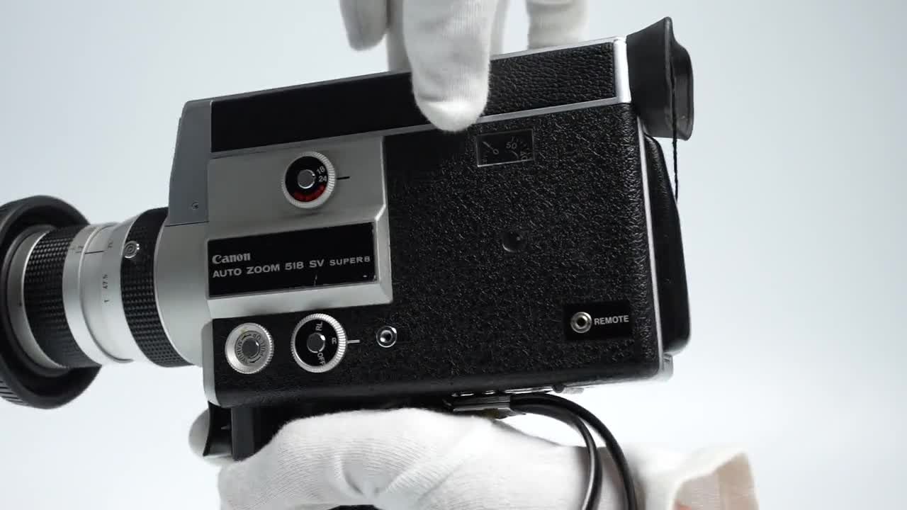 Canon Auto Zoom 518 SV Super 8 Camera – 1972 Model With F/1.8 Lens