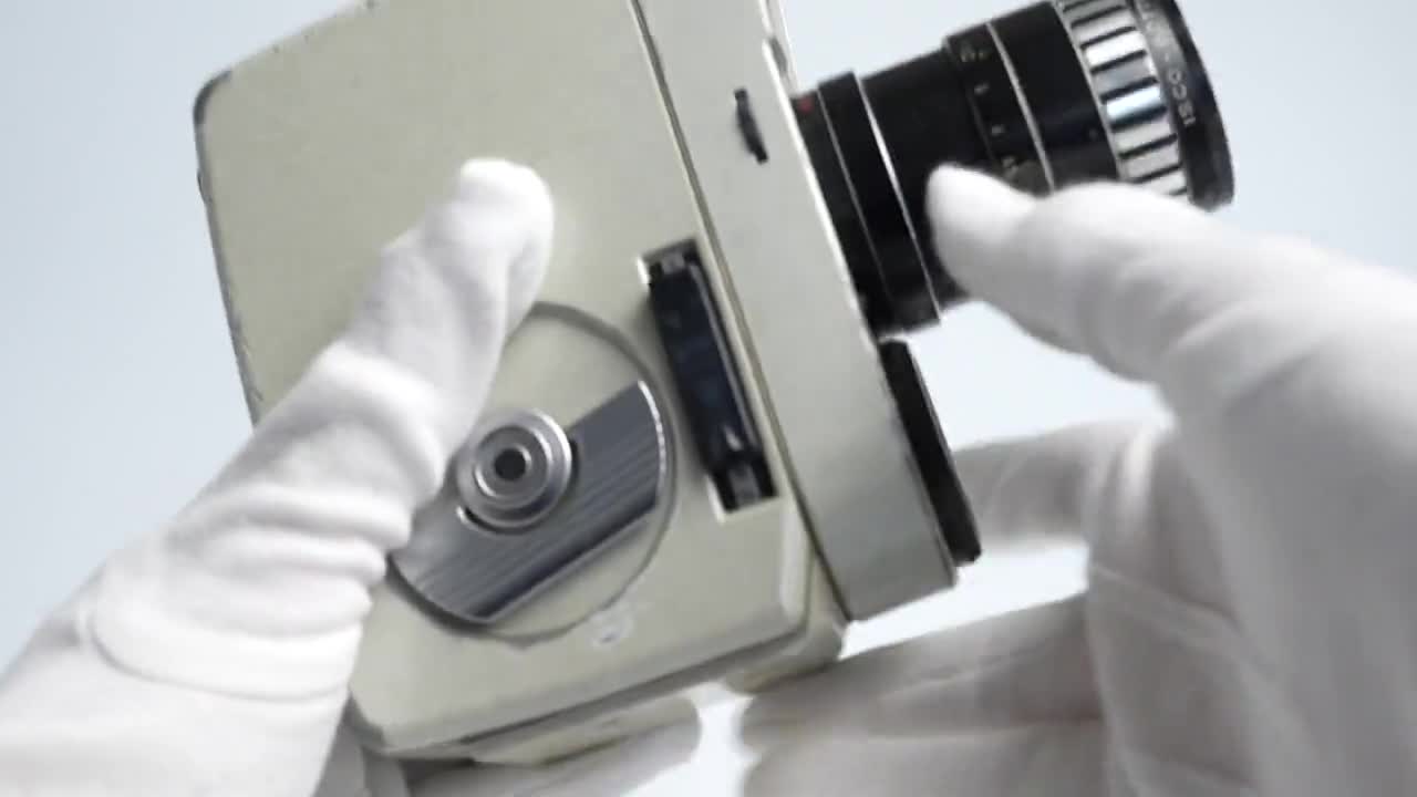 Bauer 88L 8mm Film Camera With Isco-göttingen 9–30mm F/1.8 Lens