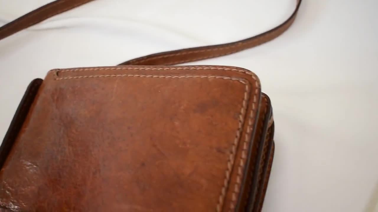 Vintage 70s the Bridge Leather Bag: Iconic Italian Brown Crossbody