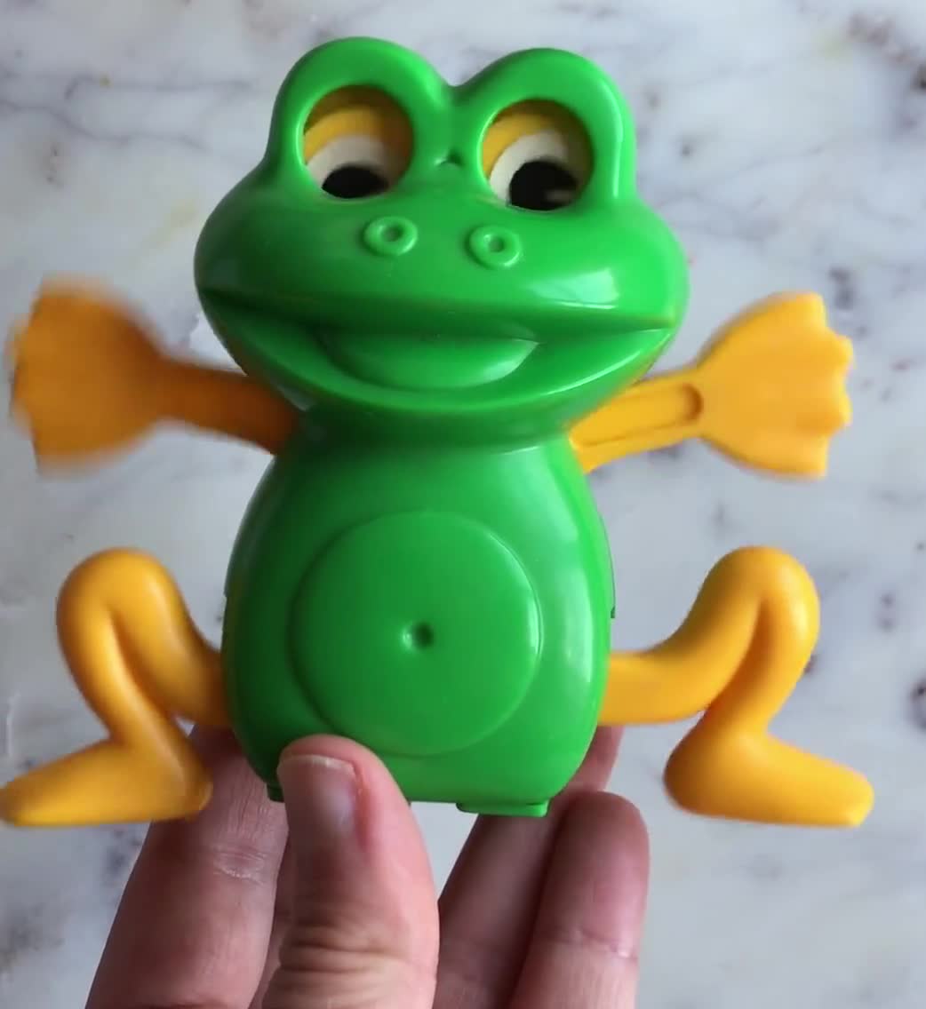 ゼンマイ式プラスチックカエルのおもちゃ - ビンテージおもちゃ - 1980