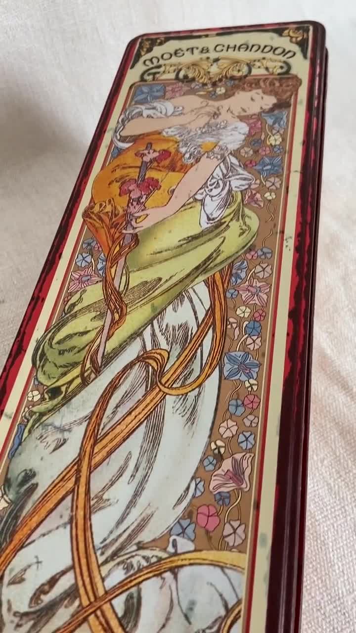 Rare Find! Vintage Moët & Chandon Champagne Tin Box Art Nouveau