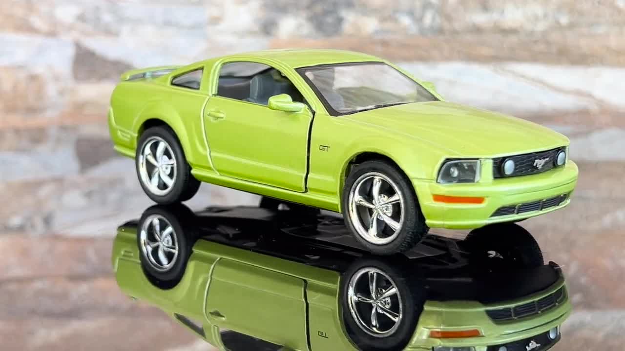 フォード マスタング GT 2006、モデルカー、1/38スケールモデルカー