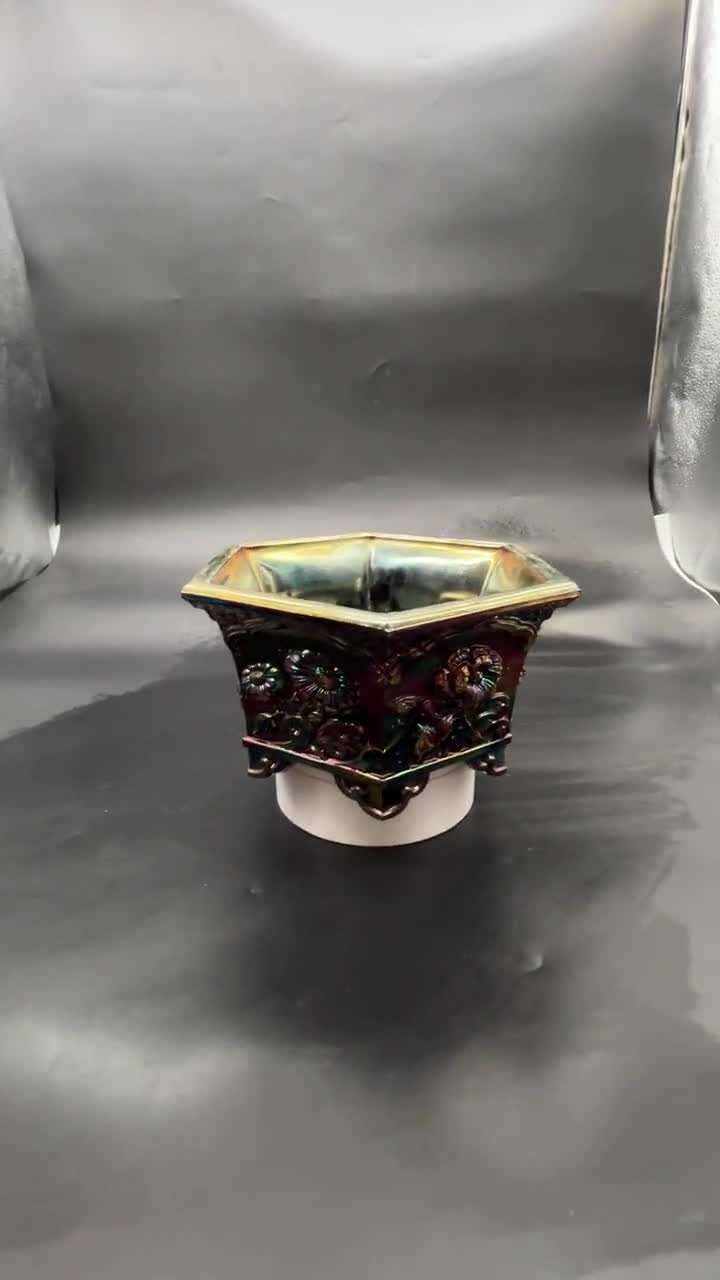 Vintage Fenton Carnival Glass Chrysanthemum Amethyst Hexagon
