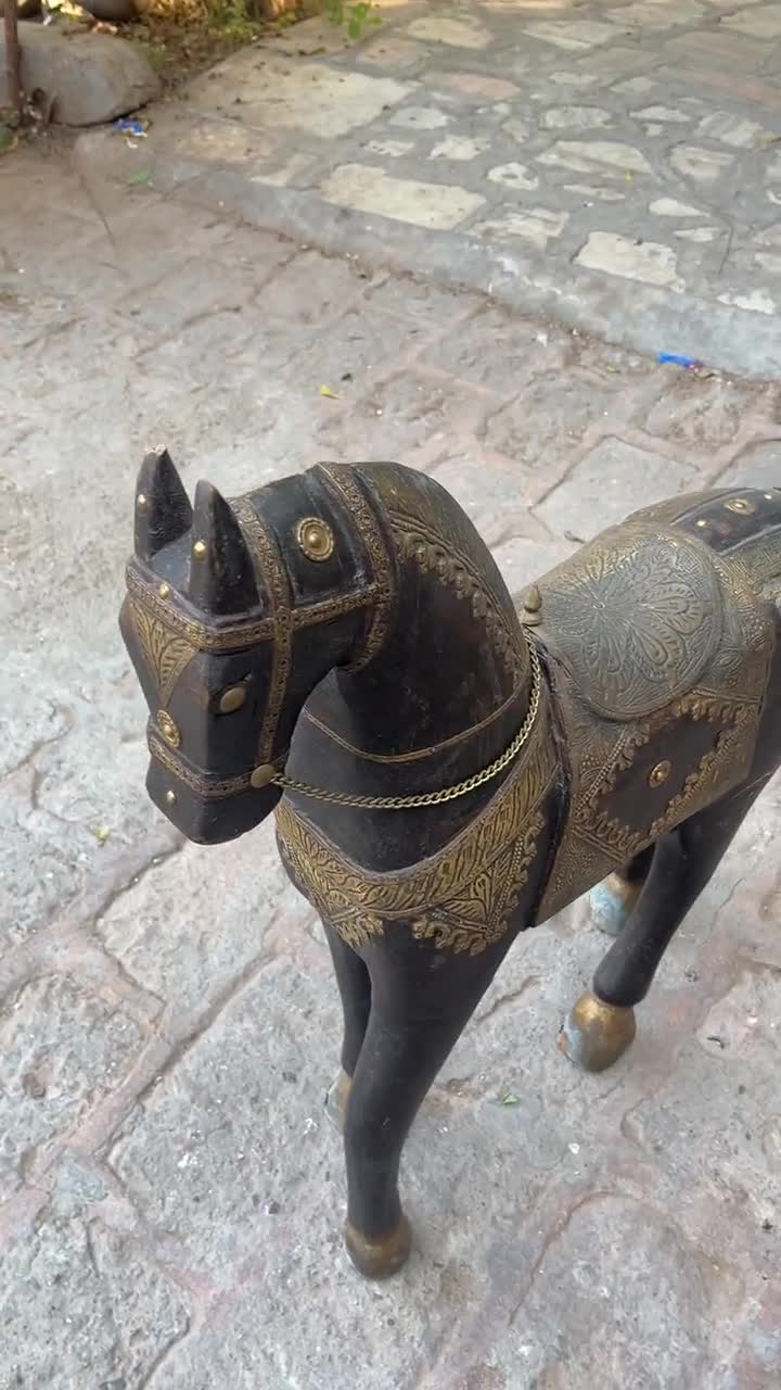 高級彫刻木製馬像、古い芸術作品、動物彫刻、馬好きへのギフト、装飾馬