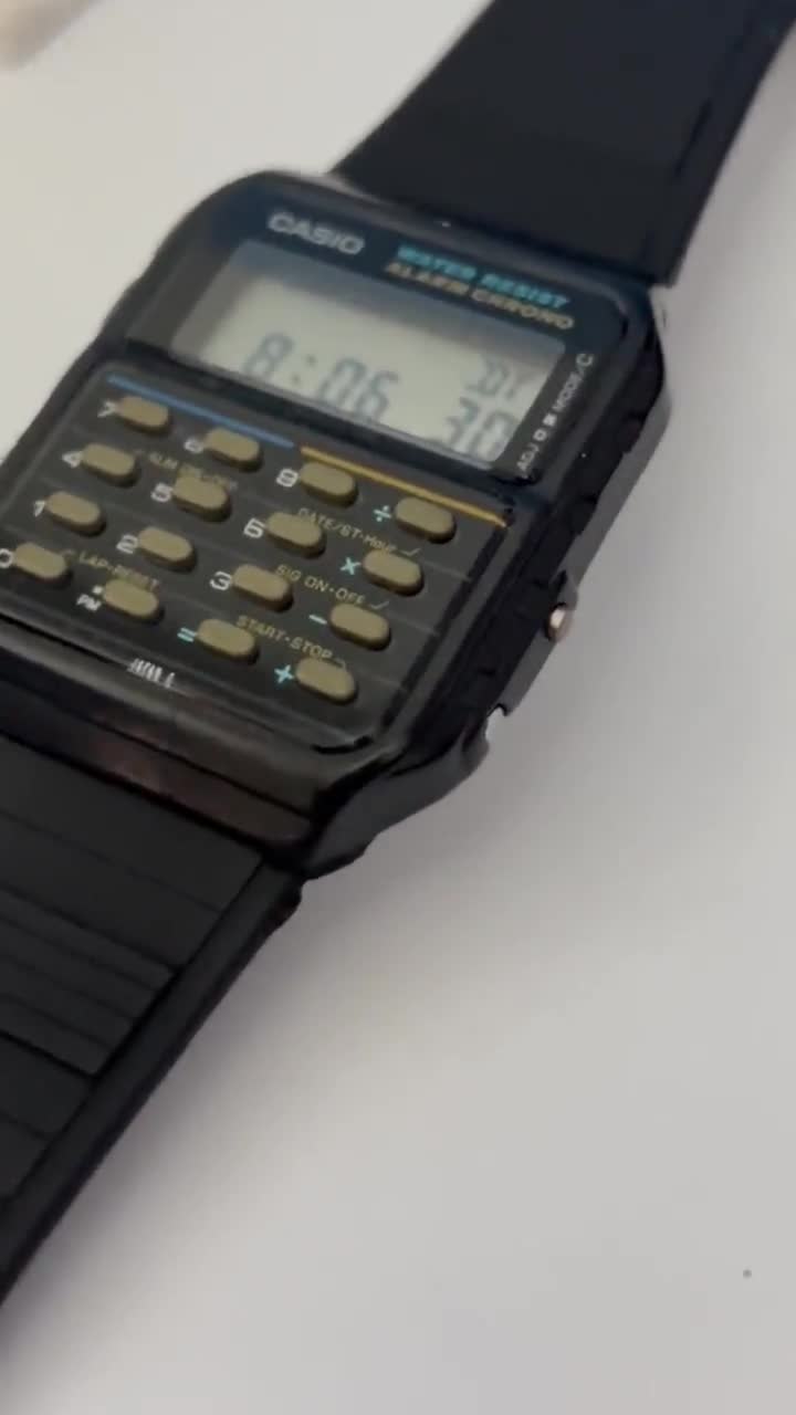 コレクターズアイテムのヴィンテージデジタルカシオCA-55電卓付き