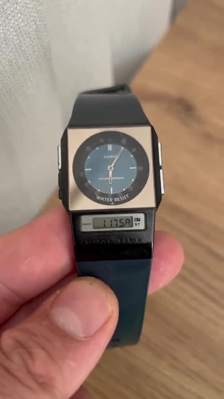 超美品!★CASIO FS-01 アナデジ レトロフューチャー 希少カラー ヴィンテージ カシオ デュアルタイム FS-01 腕時計 非常に希少な
