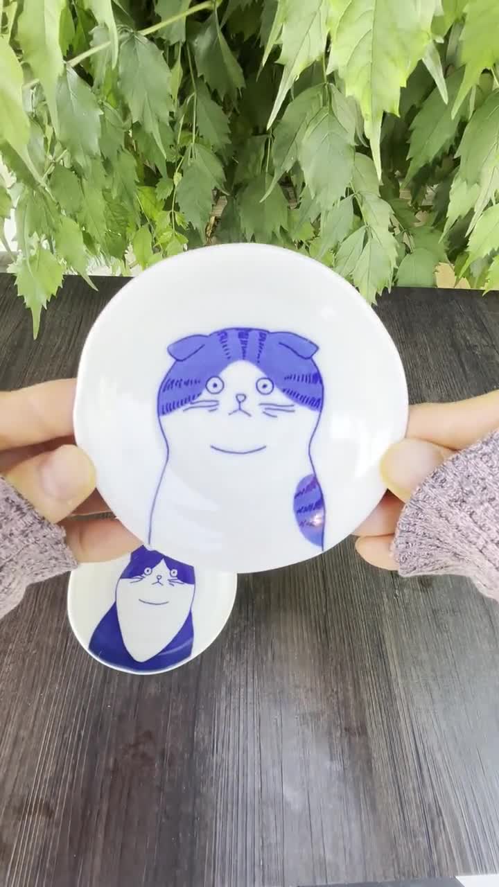 4.75インチ 日本の猫柄プレート – レトロスタイルの食器、ソース皿、猫