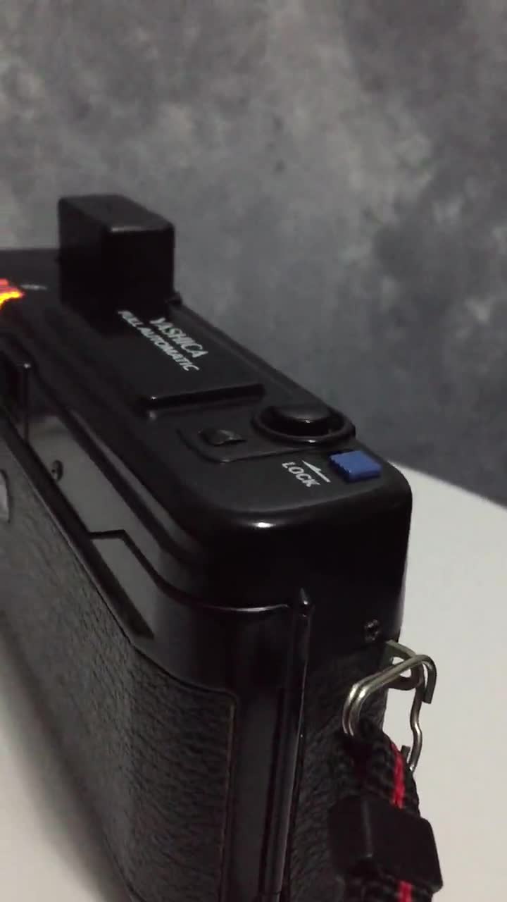 ヴィンテージ ヤシカ オートフォーカスモーター/バッテリー付き