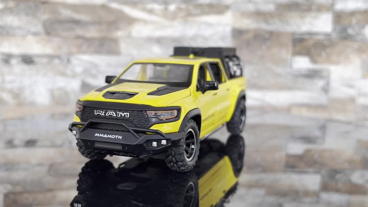 ヘネシー マンモス 1000 TRX | モデルカー | ダイキャスト トラック