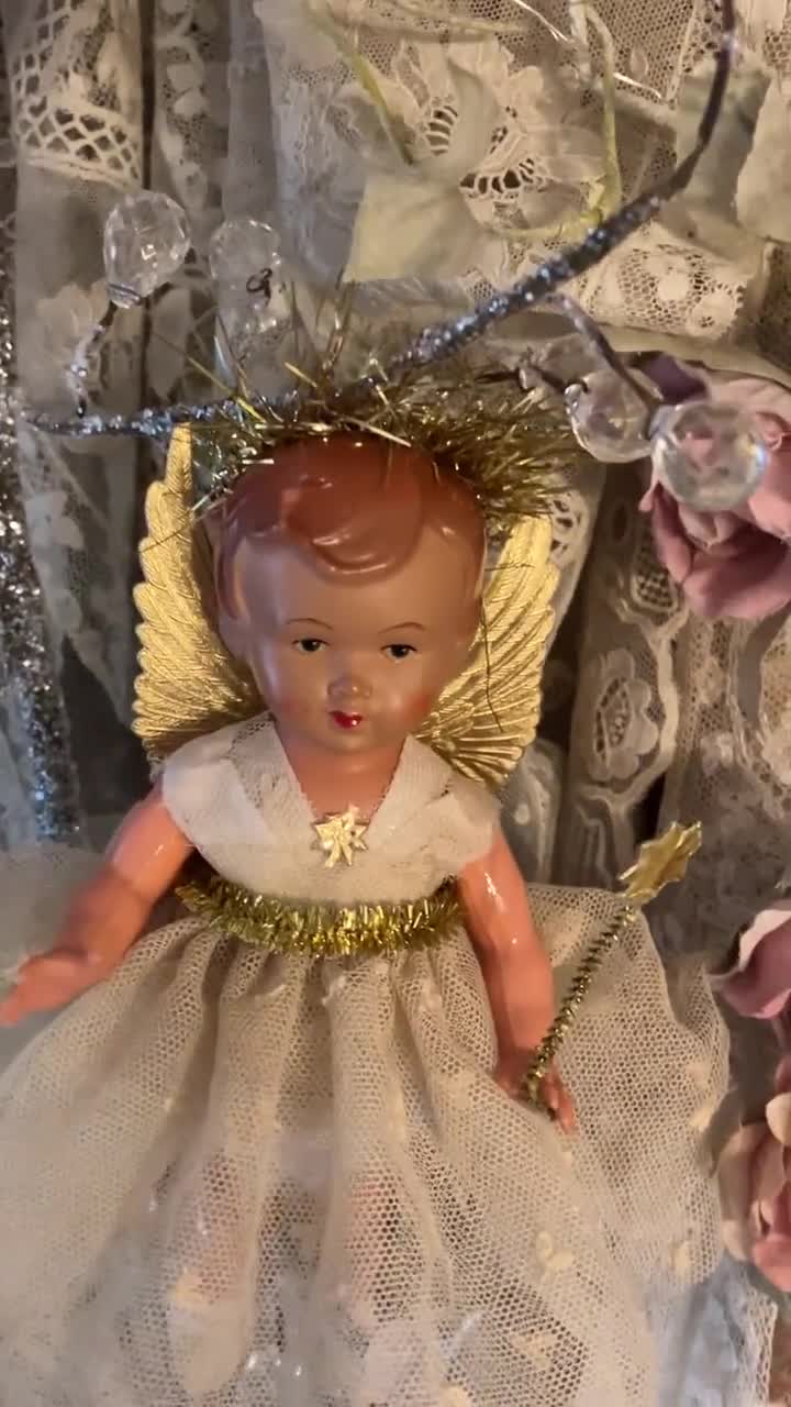 アンティークのドイツ人形のクリスマス妖精の飾り、ヴィンテージの