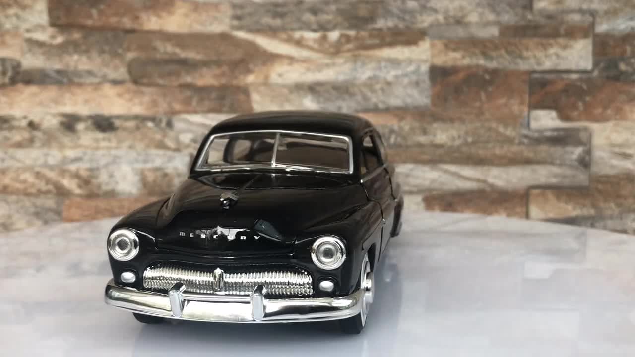バリス・カスタム - 1949 マーキュリークーペ　プロジェクトカー マーキュリー クーペ 1949 | モデルカー | ダイキャストカー | カー