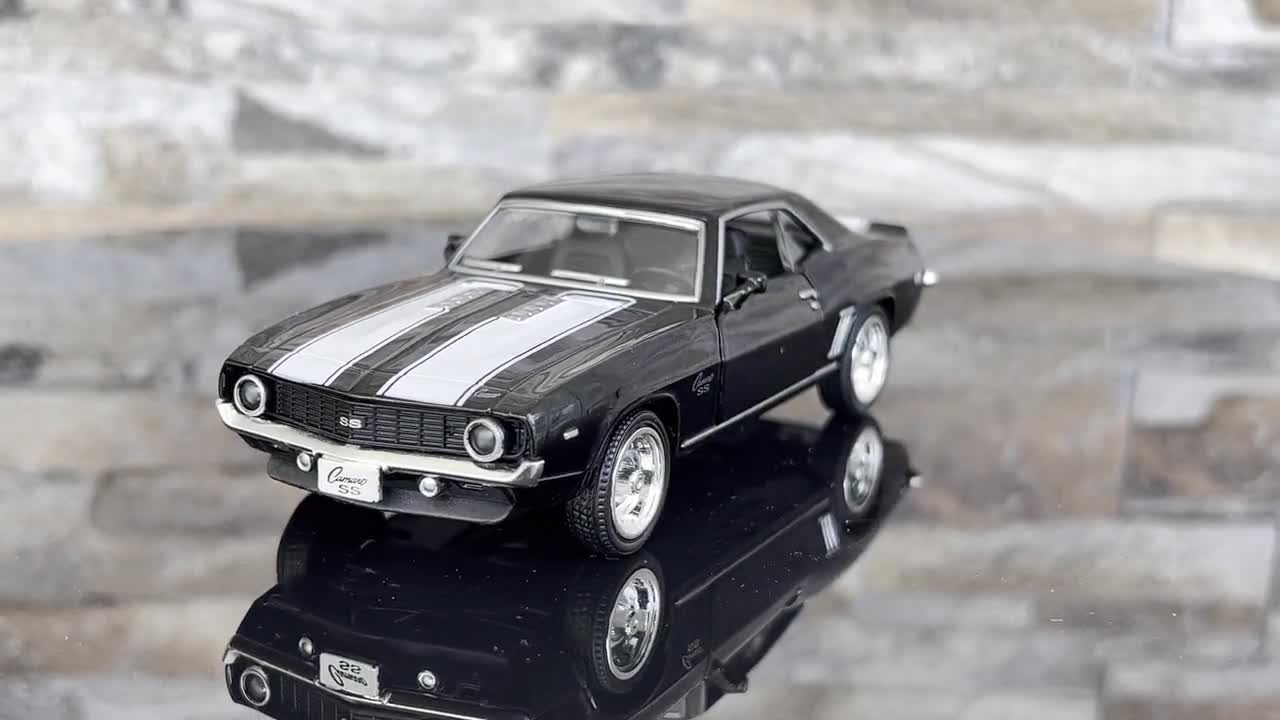シボレー カマロ SS 1969 、1/34 スケール モデルカー、ダイキャスト