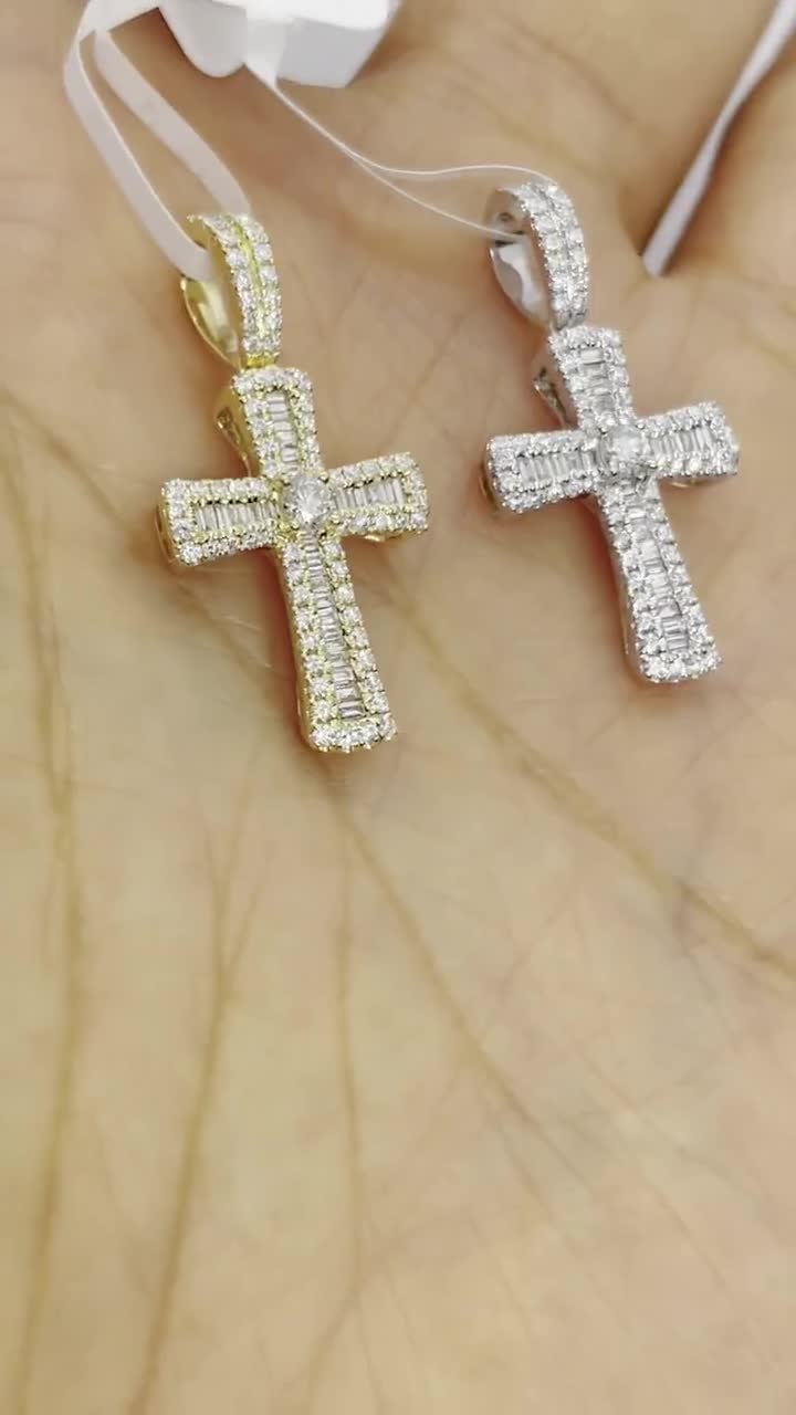 も*ん様 値下げ✨✨ダイヤモンド クロス ネックレス ✨ ダイヤモンドクロスネックレス、バゲットダイヤモンドクロス18K