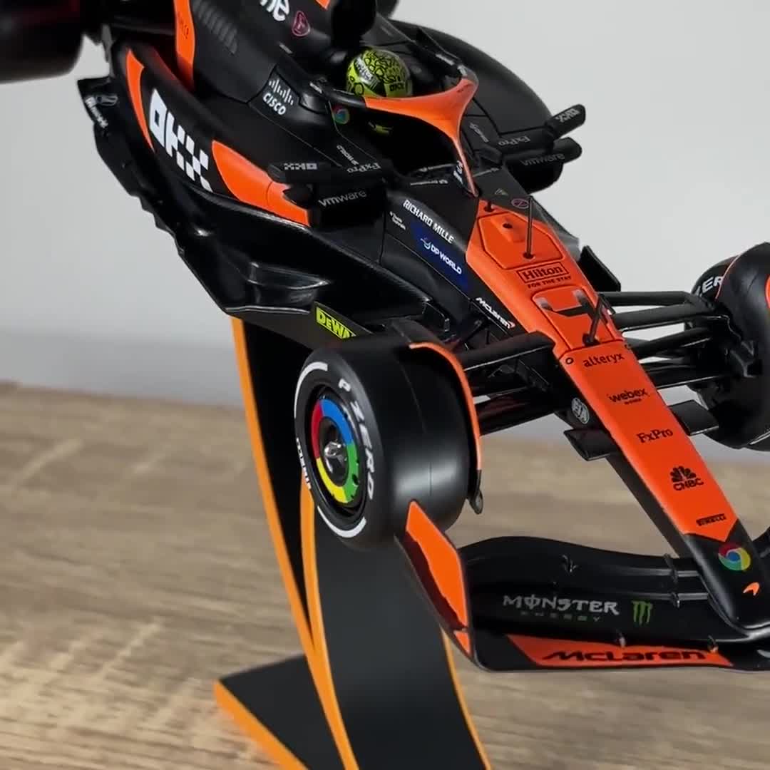 ランド・ノリス F1 1:24 マクラーレン ダイキャストモデルカー