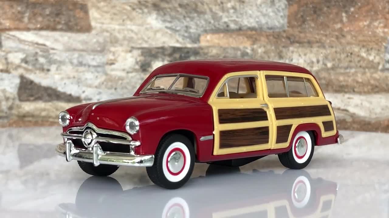 フォード ウッディ ワゴン 1949 | ヴィンテージ モデルカー | ダイ