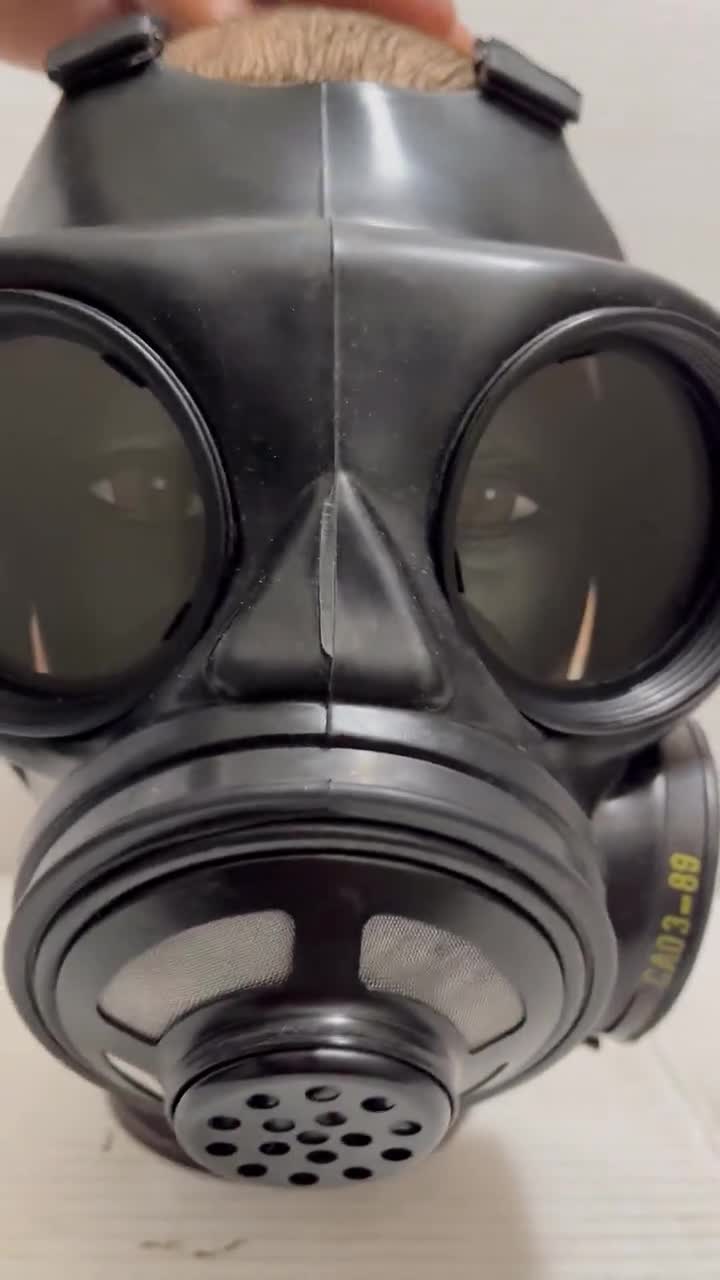 Canadian C3 Gas Mask Size Medium New Mint Condition - Etsy