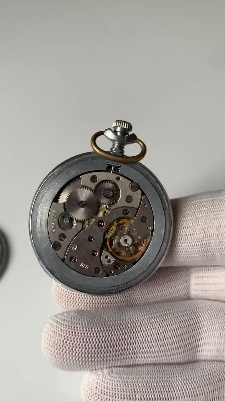 懐中時計モルニヤ。移動中です。ソ連品質マーク。 - Etsy 日本
