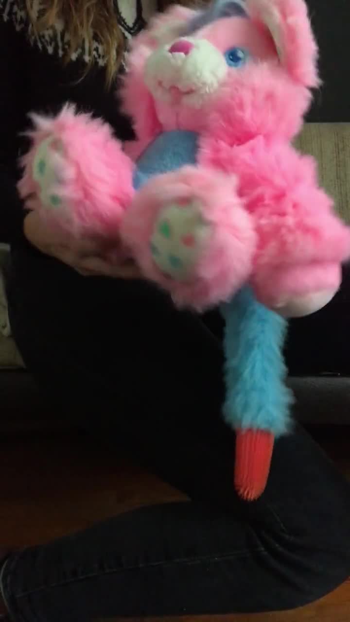 Brush a Loves Pink, Beauty Berry, 10
