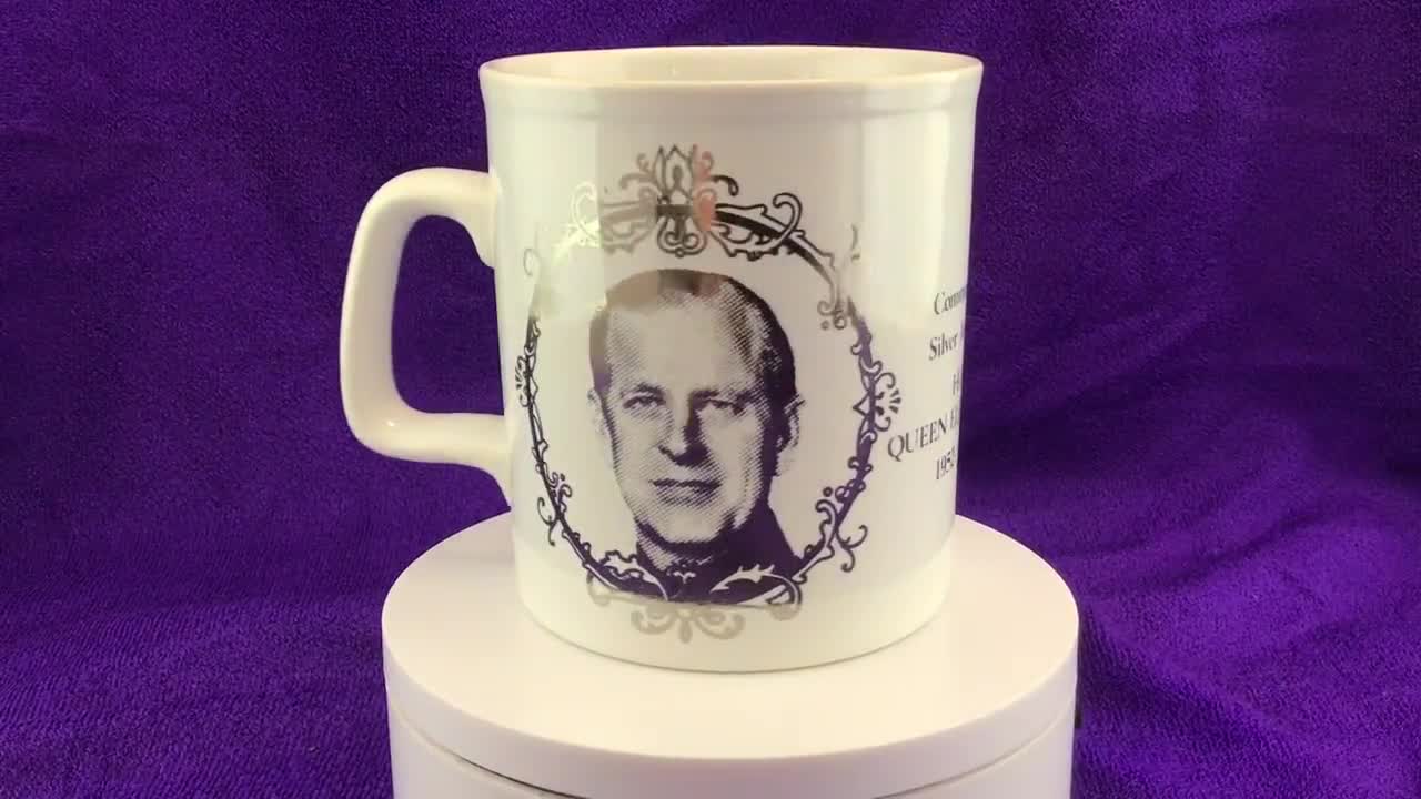 Queen Elizabeth II Silver Jubilee Mug 1977 Kiln Craft English