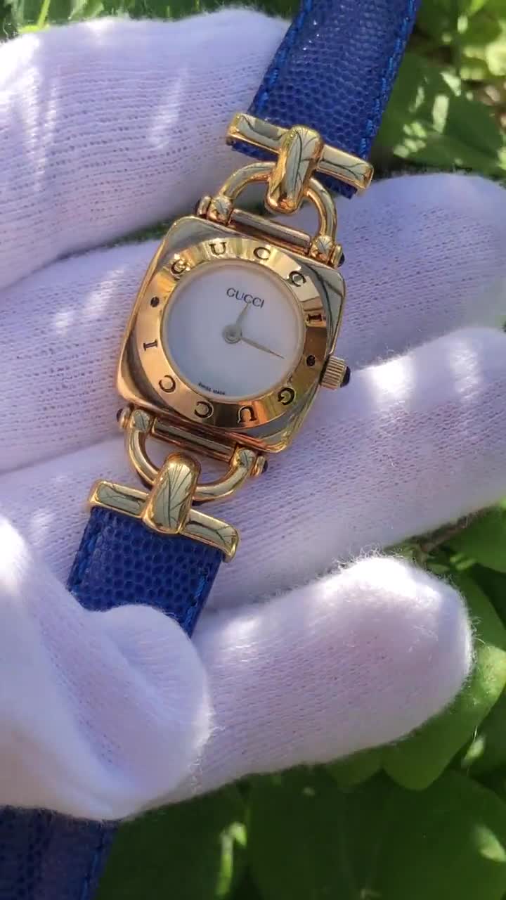 RARE Vintage GUCCI 6300L WHITE Dial Electric Blue Leather Strap
