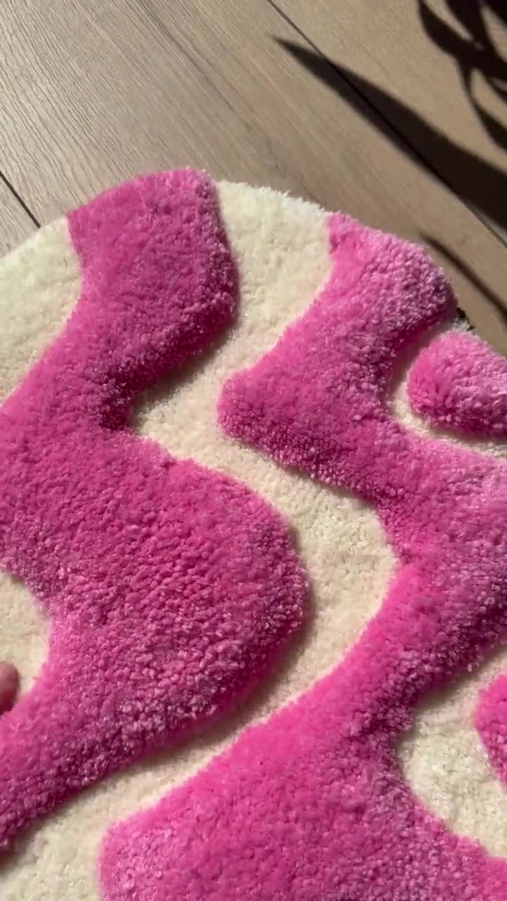 3Dハート型ラグ – ピンクのふわふわタフテッドカーペット – 手作りの
