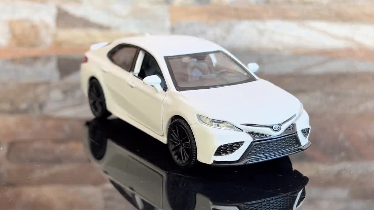 Toyota Camry | Model Car | Diecast Car | 1/36 Scale Model Car