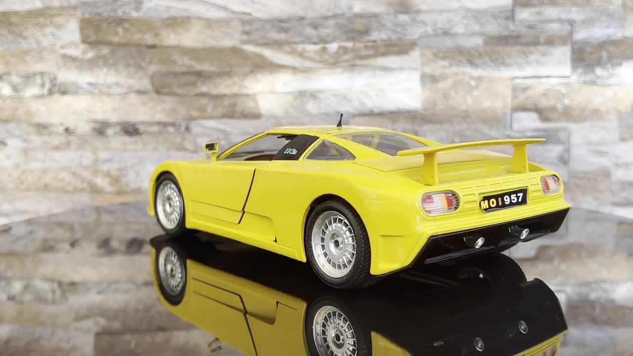 Bugatti EB 119 1991, Vintage Model Car, 1/18 Diecast Car, 1/18