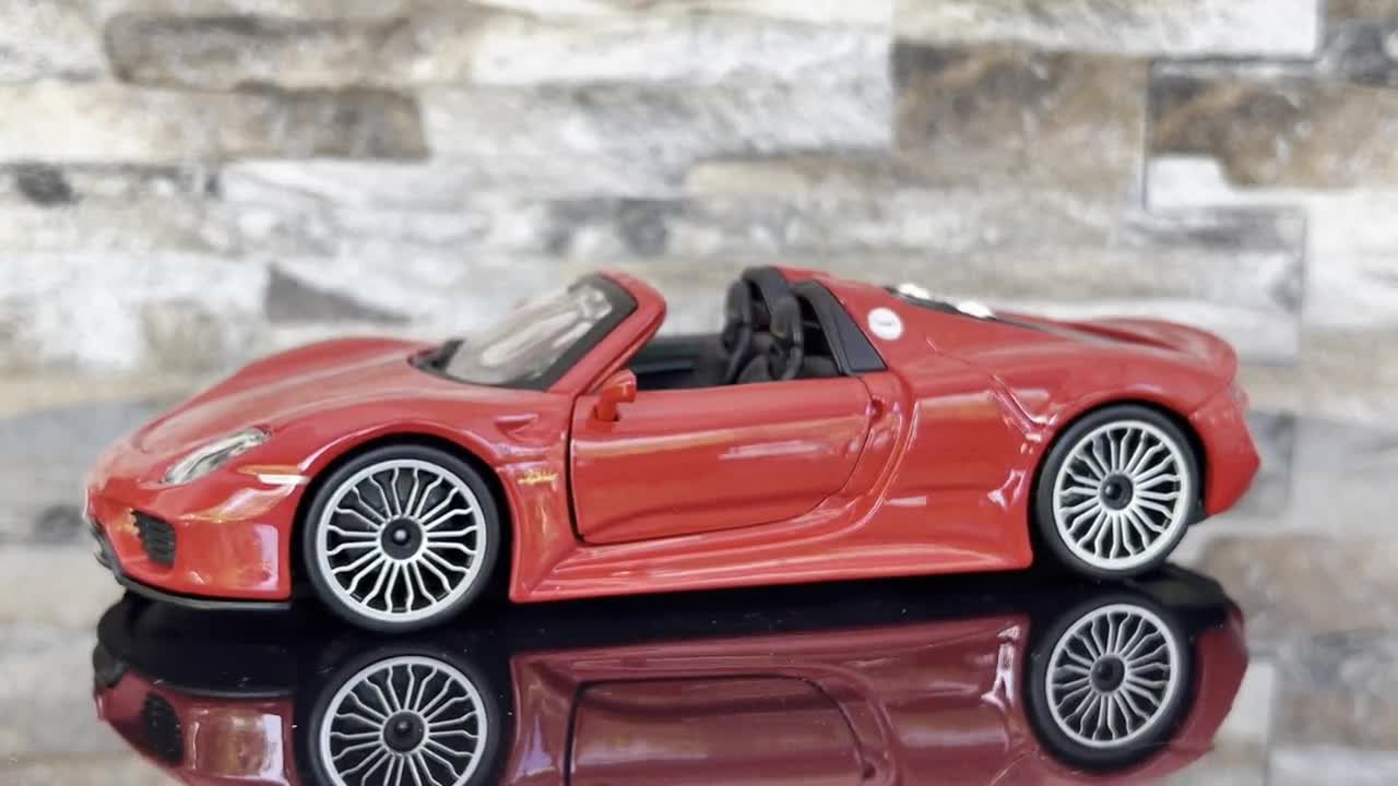 ＴＳＭモデル製 　ポルシェ９１７PA スパイダーモデル　1/18 　中古品 ポルシェ 918 スパイダー | 1/24スケール モデルカー | ダイキャスト