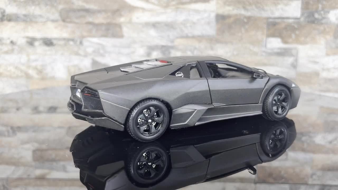Lamborghini Reventon | 1/24 Scale Model Car | Diecast Car Model