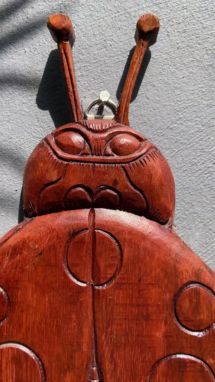 てんとう虫の壁飾り、壁掛けアート、昆虫アート、動物の置物、吊り下げ
