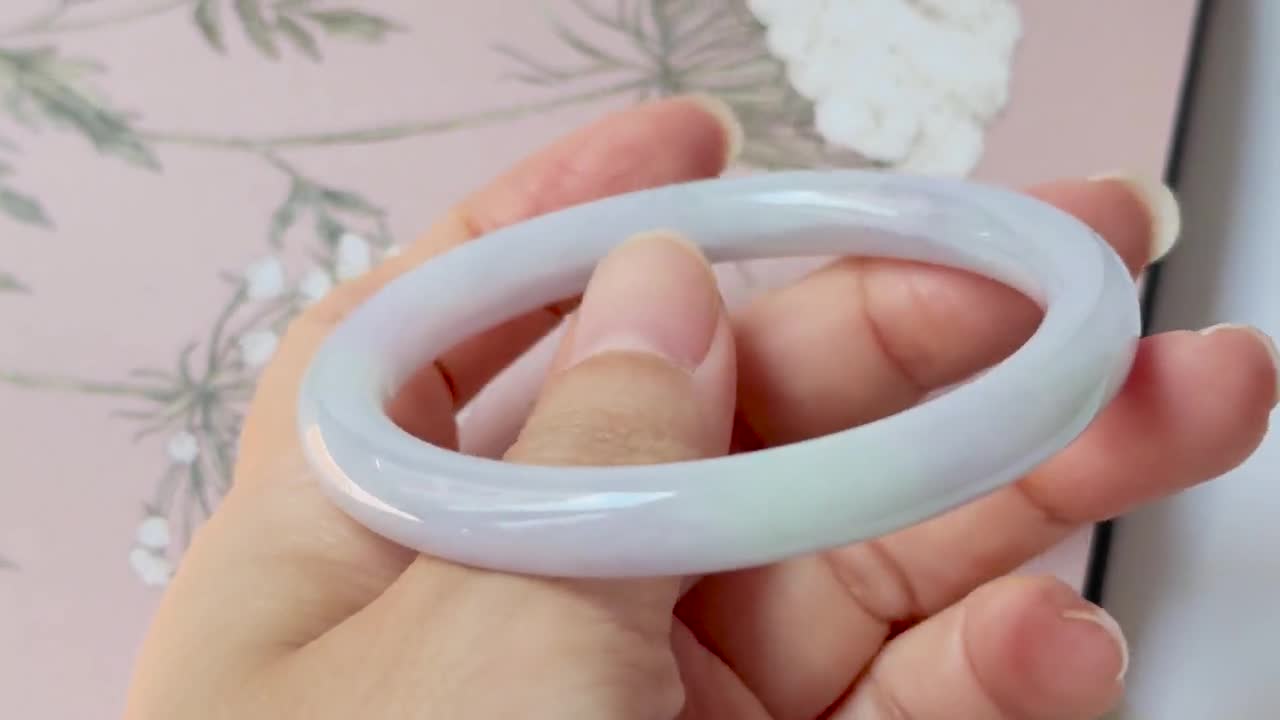 ラベンダーグリーン翡翠バングル：Aグレード天然石（55.1mm） - Etsy 日本