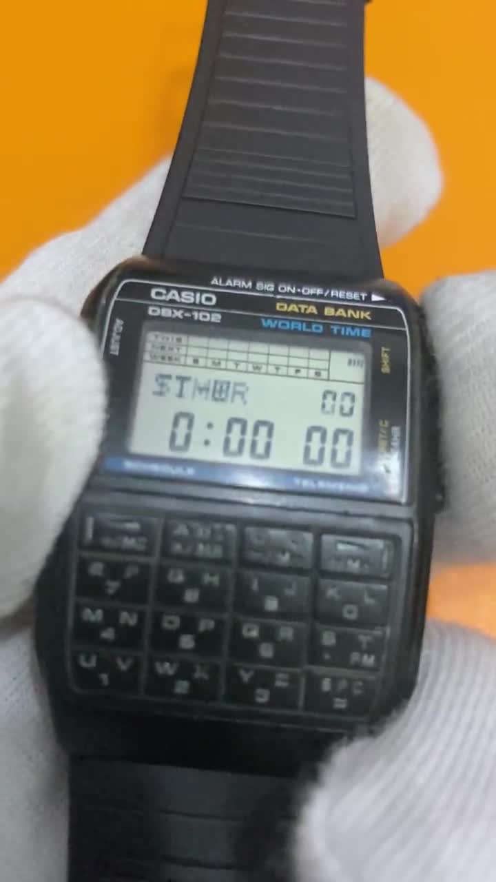 ヴィンテージ カシオ DBX-102 電卓付き腕時計：90年代のコレクターズ
