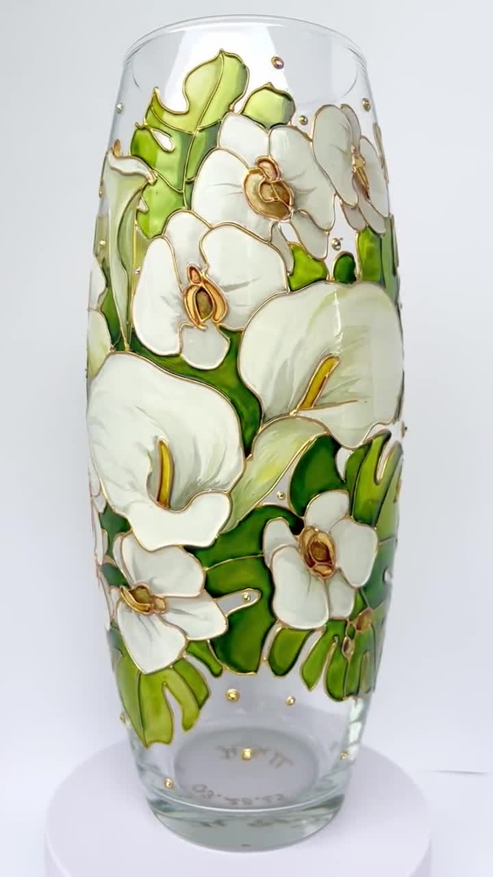手描きのカラーリリーと蘭の花瓶、白い花のガラス花瓶、パーソナライズ