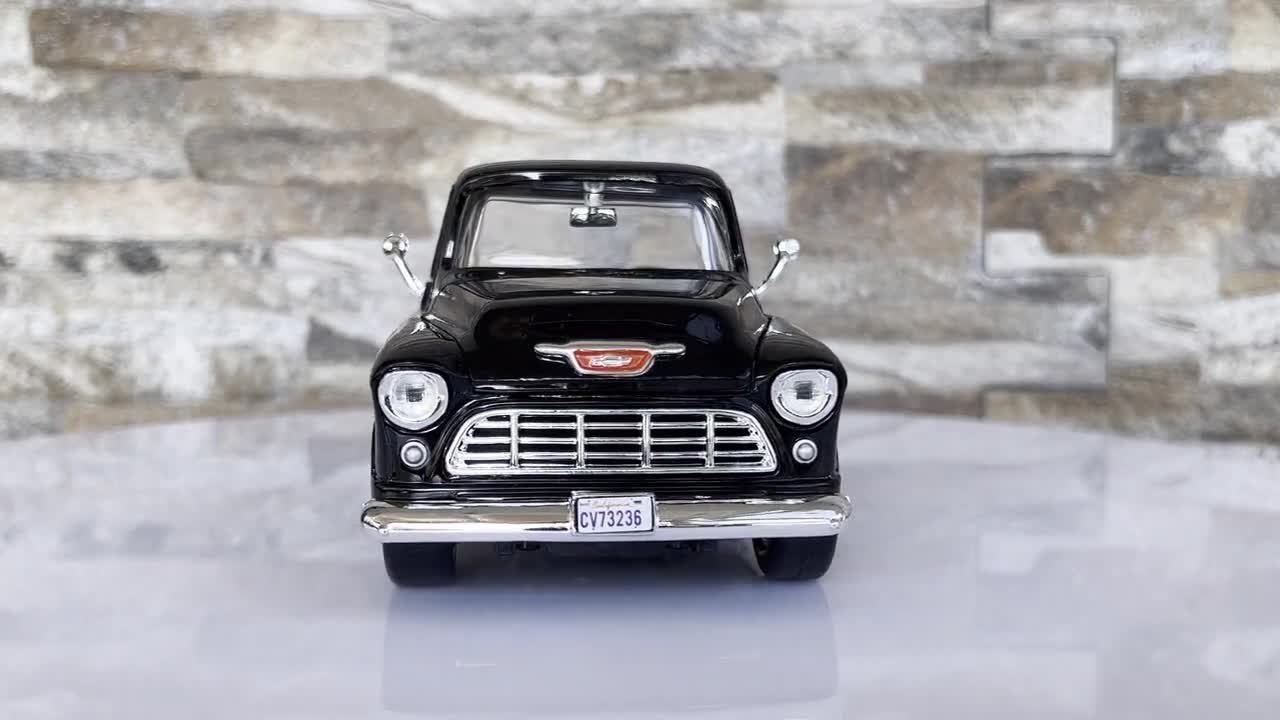 1955 Chevy 5100 Stepside | 1/24 Scale Model Pickup | Model Truck