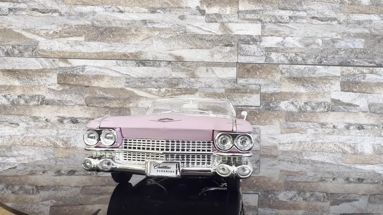 キャデラック エルドラド ビアリッツ 1959 | 1/18スケール モデルカー