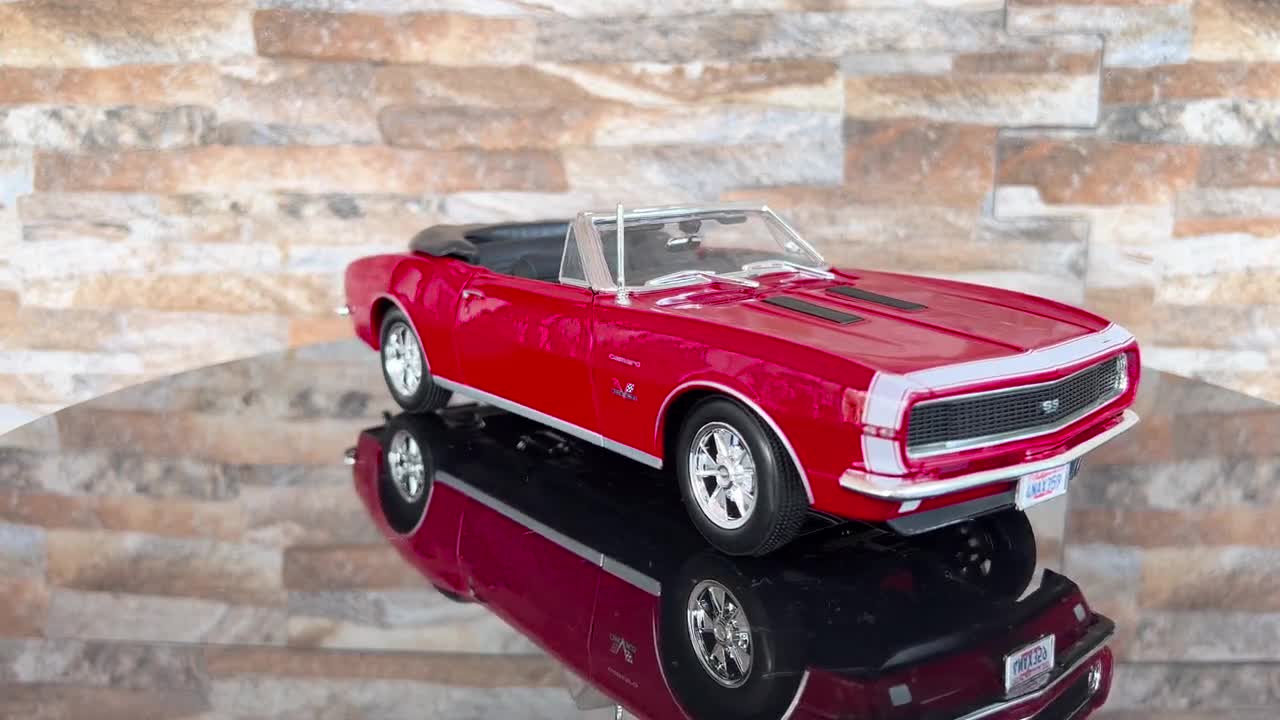 シボレー カマロ SS 396 1967 | 1/18スケール モデルカー | ダイ