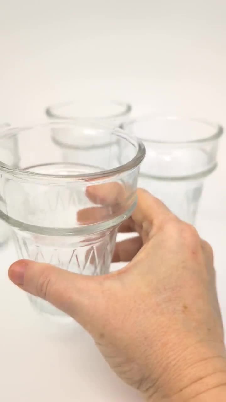 ヴィンテージ アイスクリームコーン ガラス デザートカップ - 4個